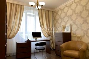 комерційна за адресою Кловський узвіз, 7a
