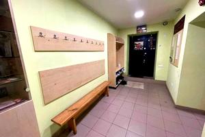 комерційна за адресою Базарна вул., 73