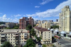 комерційна за адресою Антоновича вул. (Горького), 172