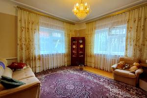 будинок за адресою Композиторів вул.