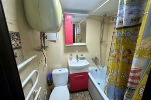 квартира за адресою Космічна вул., 24