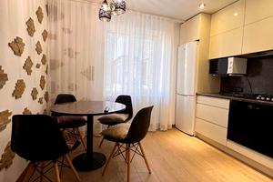 квартира по адресу Широкая ул., 100