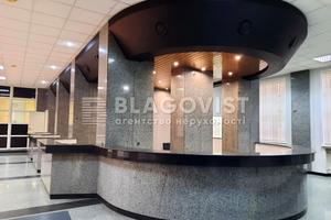 комерційна за адресою Васильківська вул., 7/7