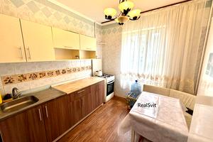 квартира за адресою Тростянецька вул., 8