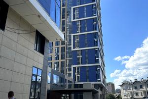 комерційна за адресою Звіринецька вул., 72