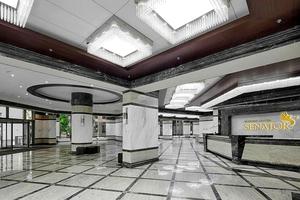 комерційна за адресою Князів Острозьких вул. (Московська), 32/2