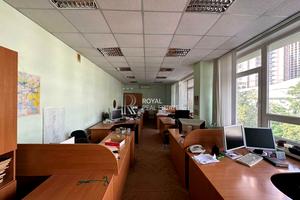 комерційна за адресою Кудрявський узвіз, 4-А