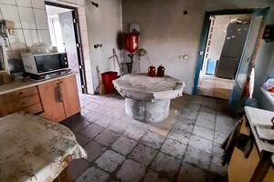 будинок за адресою Центральна