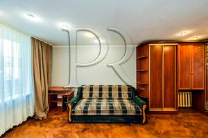 квартира за адресою Озерна вул., 7