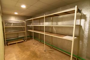 комерційна за адресою Леоніда Каденюка просп. (Юрія Гагаріна), 14