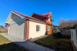будинок за адресою Крута