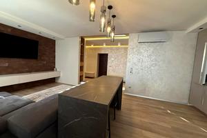 квартира по адресу Олександра Хіри ул., 5