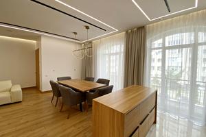 квартира за адресою Кам'янецька вул., 24а
