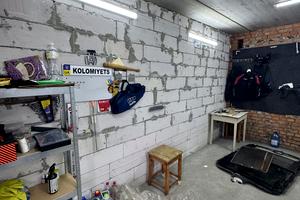 паркомісце за адресою Озерна вул., 14