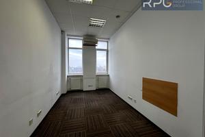 коммерческая по адресу Героїв Космосу ул., 4