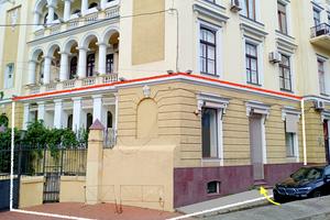 комерційна за адресою Європейська пл. (Катерининська), 8