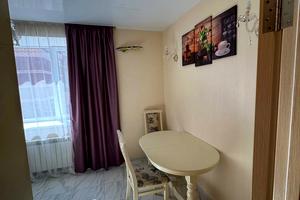 квартира по адресу Володимирська ул., 1