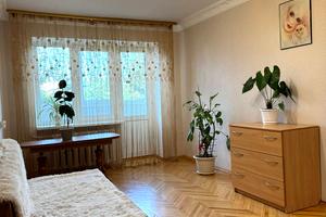 квартира за адресою Івана Вишенського вул. (Білякова), 10