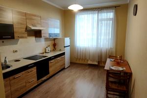 квартира за адресою Сахарова, 3