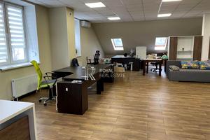 комерційна за адресою Гайова вул., 3