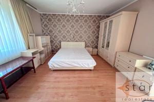 будинок за адресою Врожайна, 1