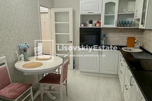 квартира за адресою Драгоманова вул., 2-Б