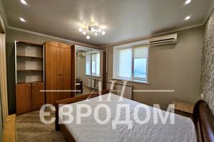 квартира за адресою Гольдбергівська вул. (1-ї Кінної Армії), 11