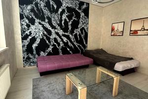 будинок за адресою Ореховая алея, 12