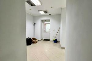 коммерческая по адресу Ивано-Франковск, Кардинала Любомира Гузара ул., 23
