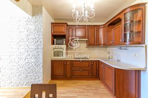 квартира за адресою Микільсько-Слобідська вул., 6-А