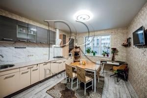 квартира за адресою Приозерний бульв., 5