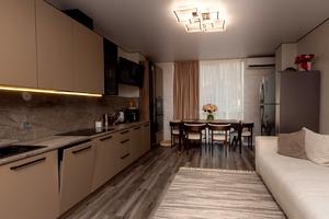 квартира за адресою Грушевського вул., 1
