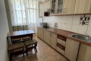 квартира за адресою Дніпровська набережна вул., 26-І
