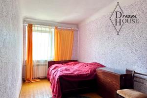 квартира за адресою Левка Лук'яненка вул. (Маяковського), 3