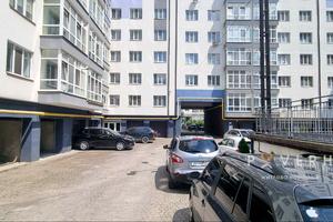 паркоместо по адресу Высочана ул., 18