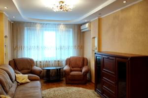 квартира за адресою Генерала Момота вул. (Луначарського), 3