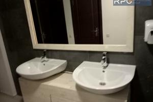 комерційна за адресою Рибальська вул., 22