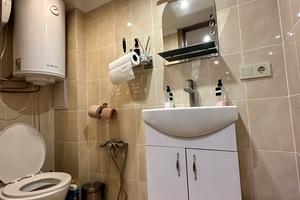 комерційна за адресою Лісківська вул., 37