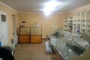 комерційна за адресою Таврічеська вул., 16