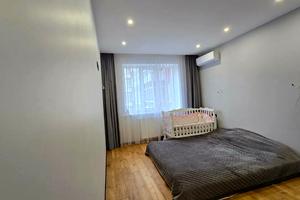 квартира за адресою Височана вул., 18