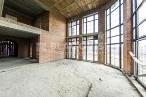 комерційна за адресою Каштанова вул., 7