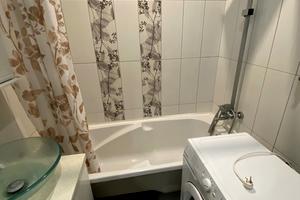 квартира за адресою Центральна вул., 15