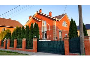 будинок за адресою Крута вул., 21