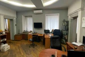 комерційна за адресою Одеса, Польський узвіз, 9