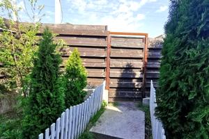 будинок за адресою Вишнева вул., 109