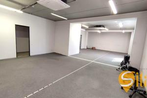 коммерческая по адресу Стрыйская ул., 202
