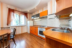 квартира за адресою Оріхуватська вул., 12