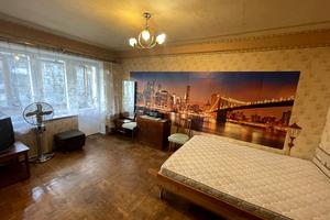 квартира по адресу Строителей ул., 6-А