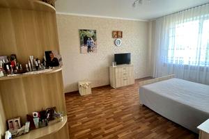 дом по адресу Радісна, 32