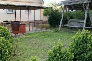 будинок за адресою Вишнева вул.